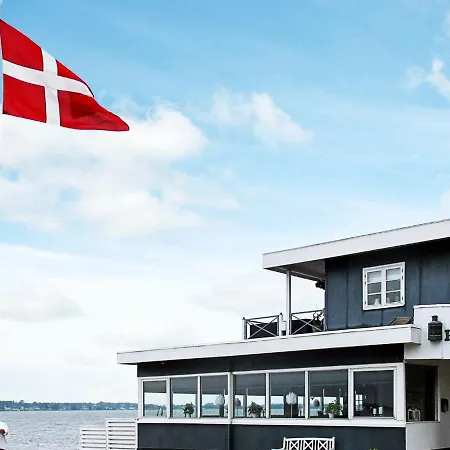 Holiday * Holbæk